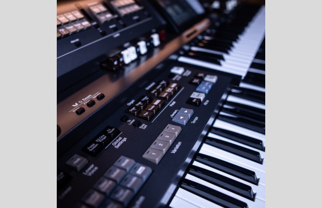 Used Roland AT-800 Organ All Inclusive Top Grade Package (SN:ZX50397) - Image 12